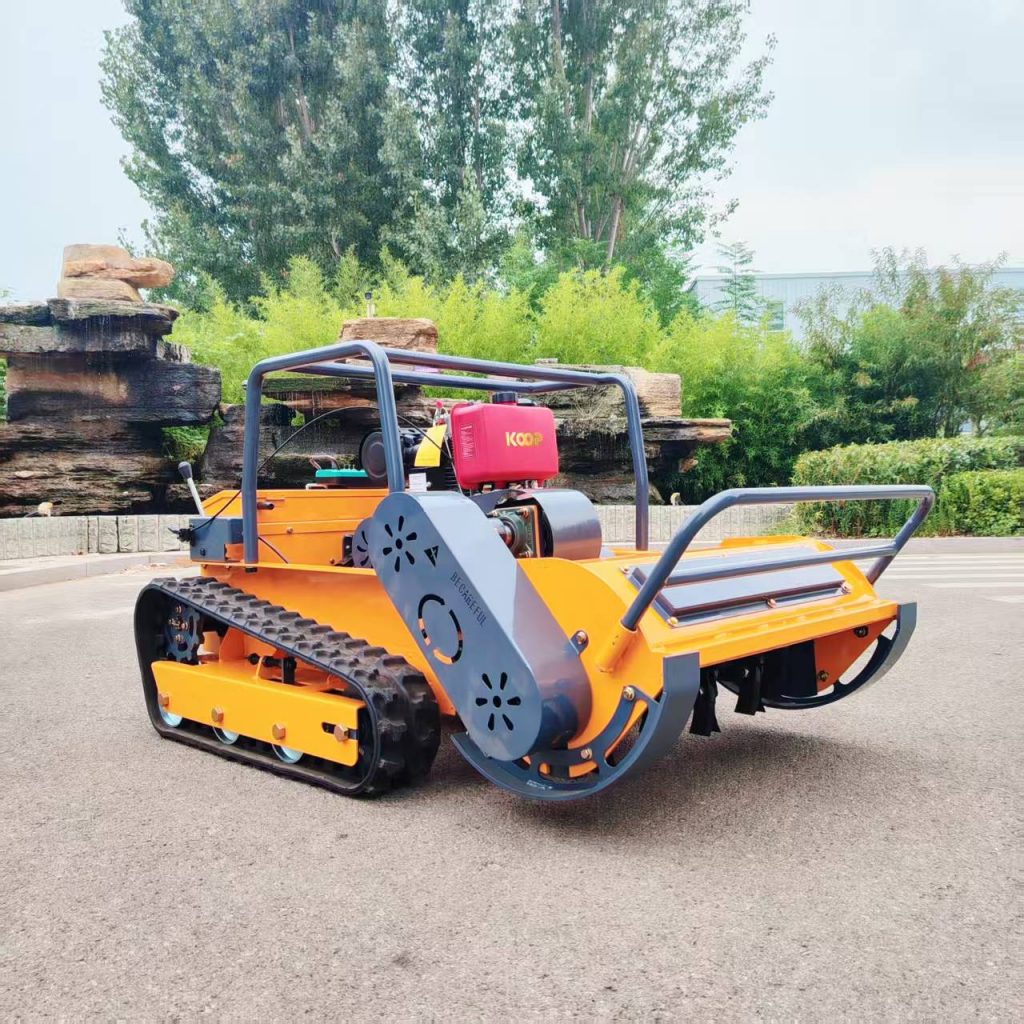 Remote-controlled diesel flail mower - 12/15HP - Remote Control Mowers - 2