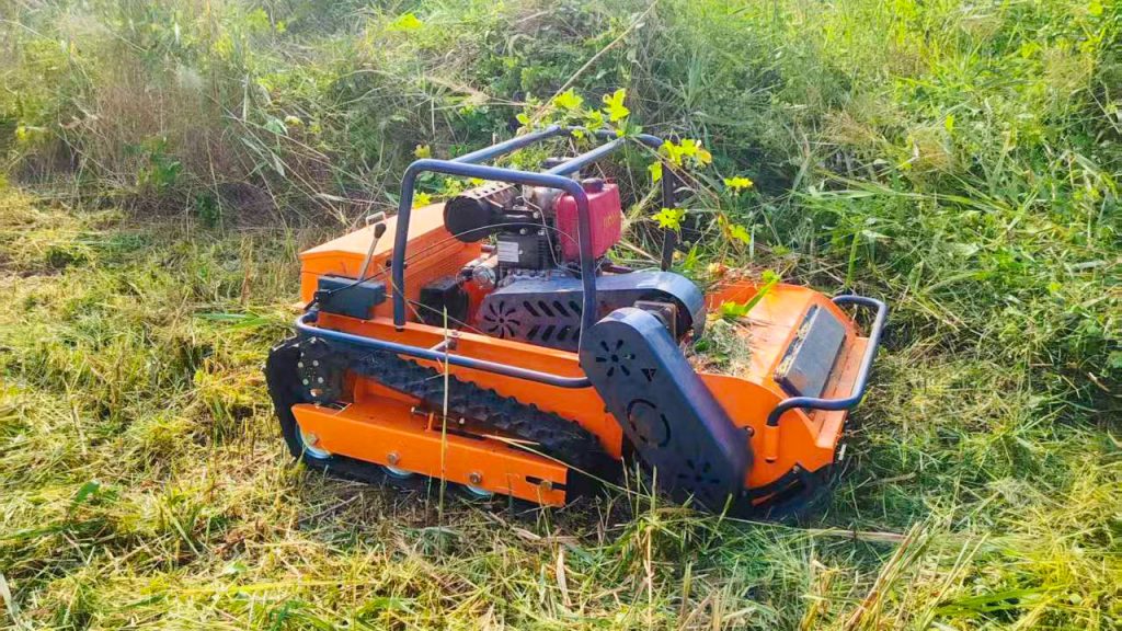 Remote-controlled diesel flail mower - 12/15HP - Remote Control Mowers - 1 Large remote-controlled lawnmower
